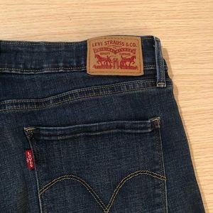 $10 Sale | Levi’s Mid Rise Skinny Jeans